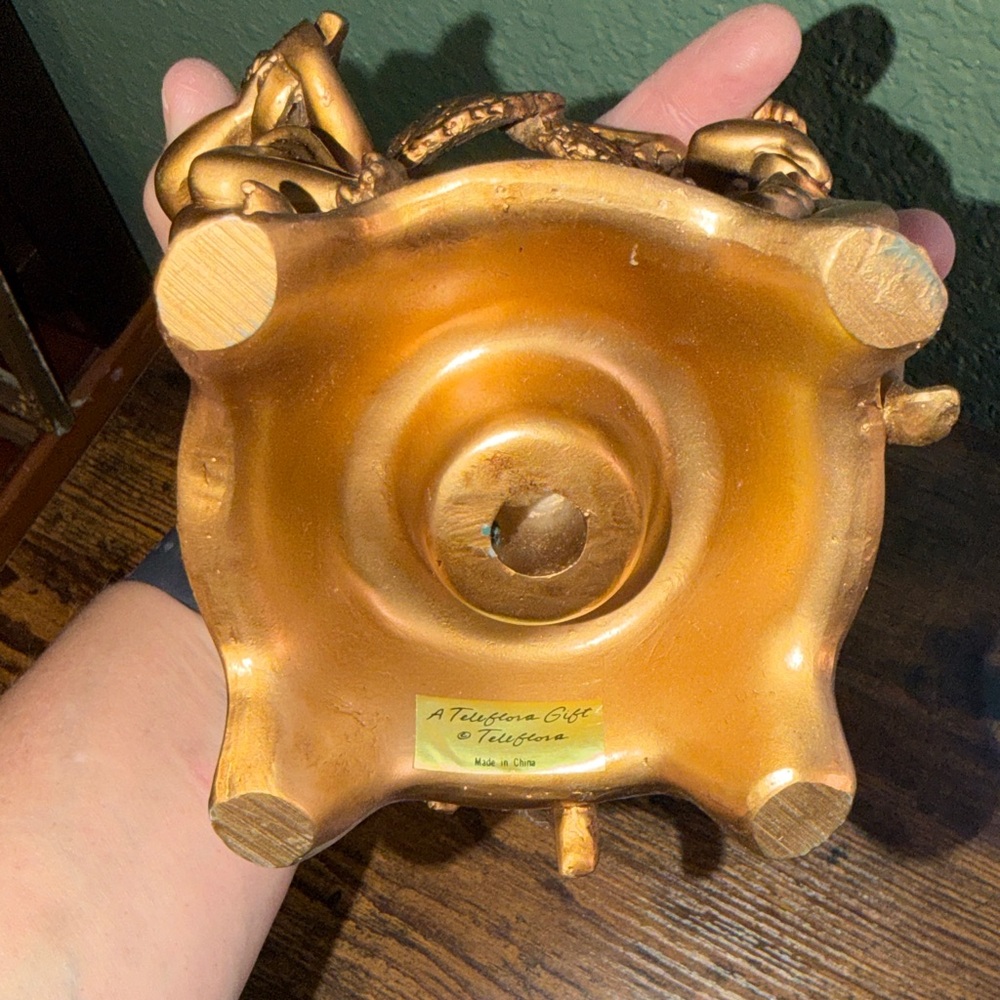 Vintage Gold Cherub Candle Holder - Picture 9 of 16